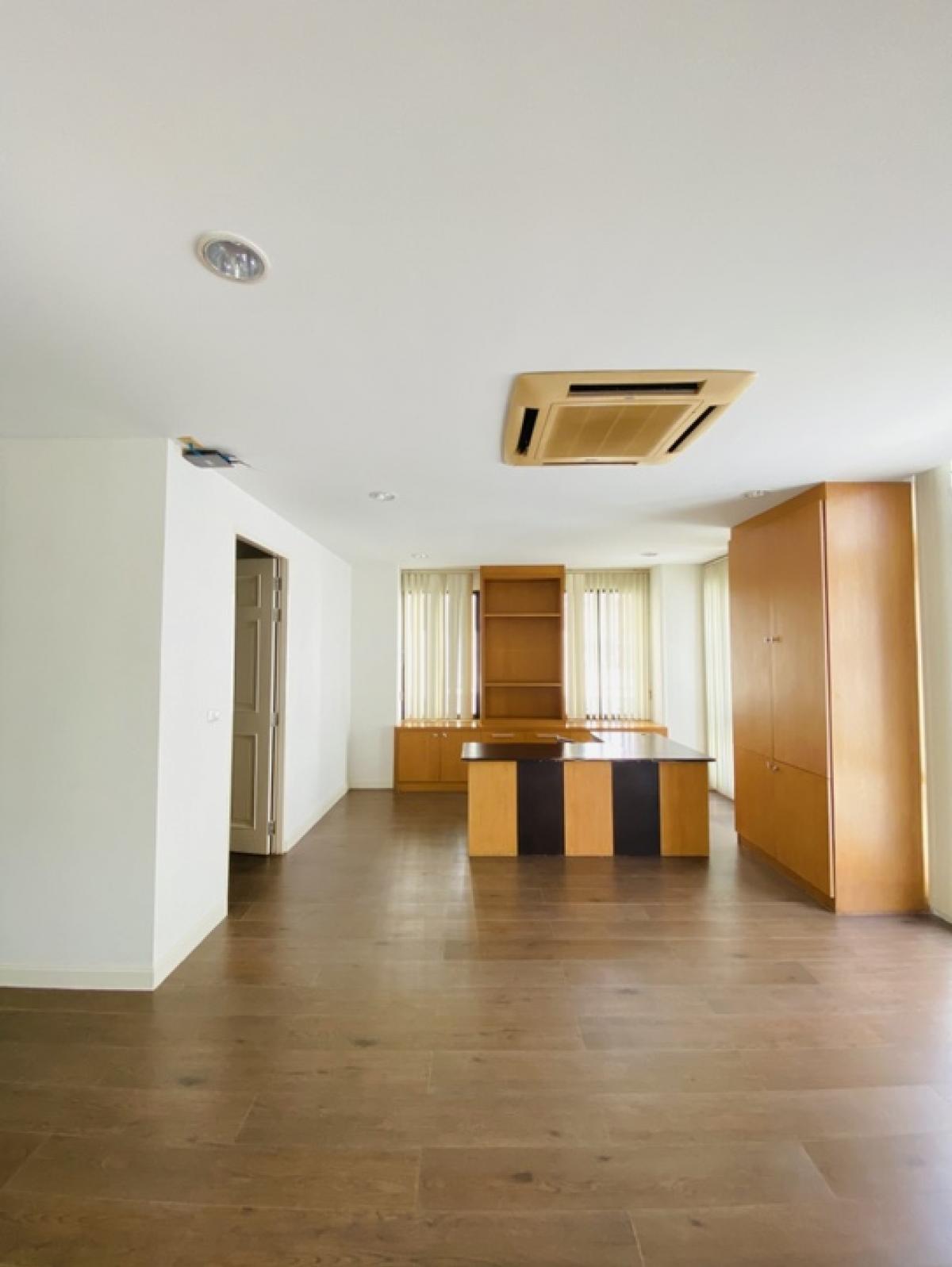 ให้เช่าโฮมออฟฟิศบางนา แบริ่ง ลาซาล : กลางกรุงออฟฟิศปาร์คบางนา✨ รีโนเวทใหม่ พร้อมเข้าอยู่ ให้เช่า โฮมออฟฟิศสุดหรู 