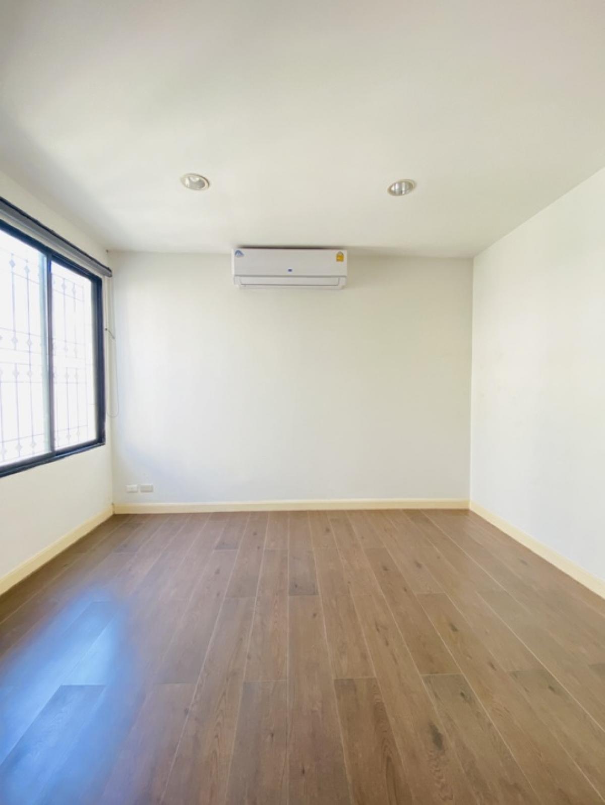 ให้เช่าโฮมออฟฟิศบางนา แบริ่ง ลาซาล : กลางกรุงออฟฟิศปาร์คบางนา✨ รีโนเวทใหม่ พร้อมเข้าอยู่ ให้เช่า โฮมออฟฟิศสุดหรู 