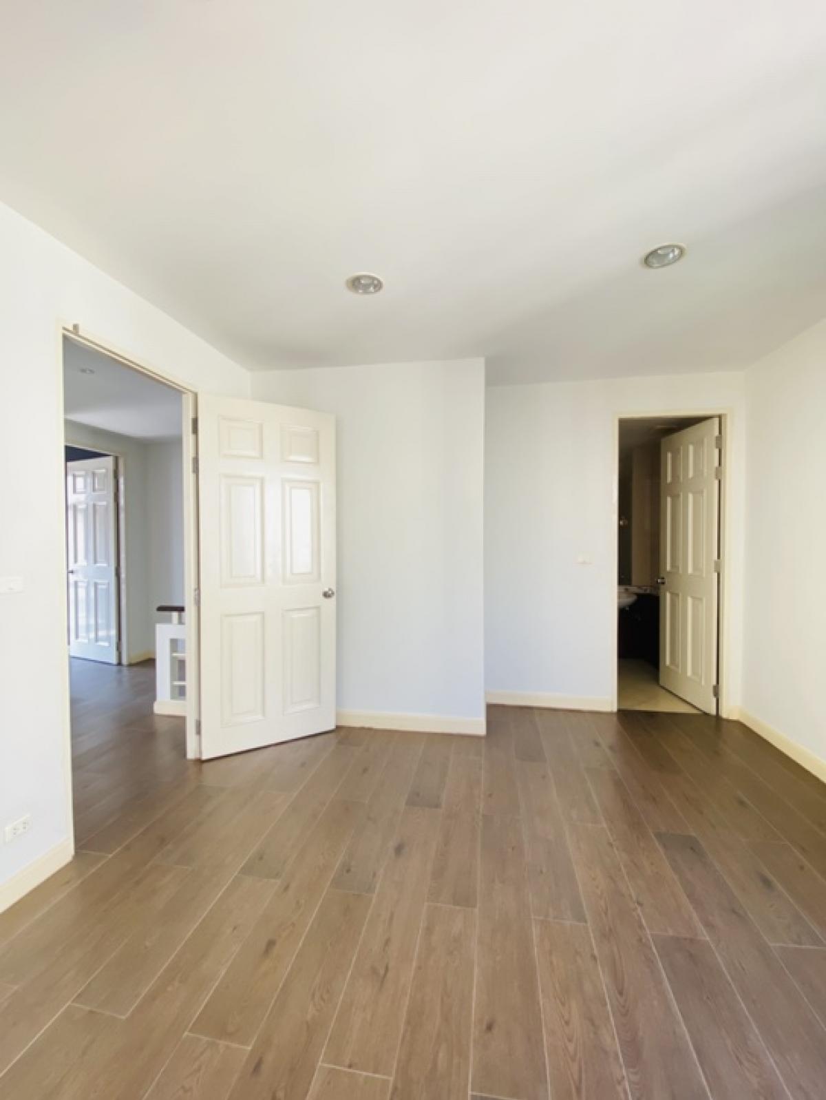 ให้เช่าโฮมออฟฟิศบางนา แบริ่ง ลาซาล : กลางกรุงออฟฟิศปาร์คบางนา✨ รีโนเวทใหม่ พร้อมเข้าอยู่ ให้เช่า โฮมออฟฟิศสุดหรู 