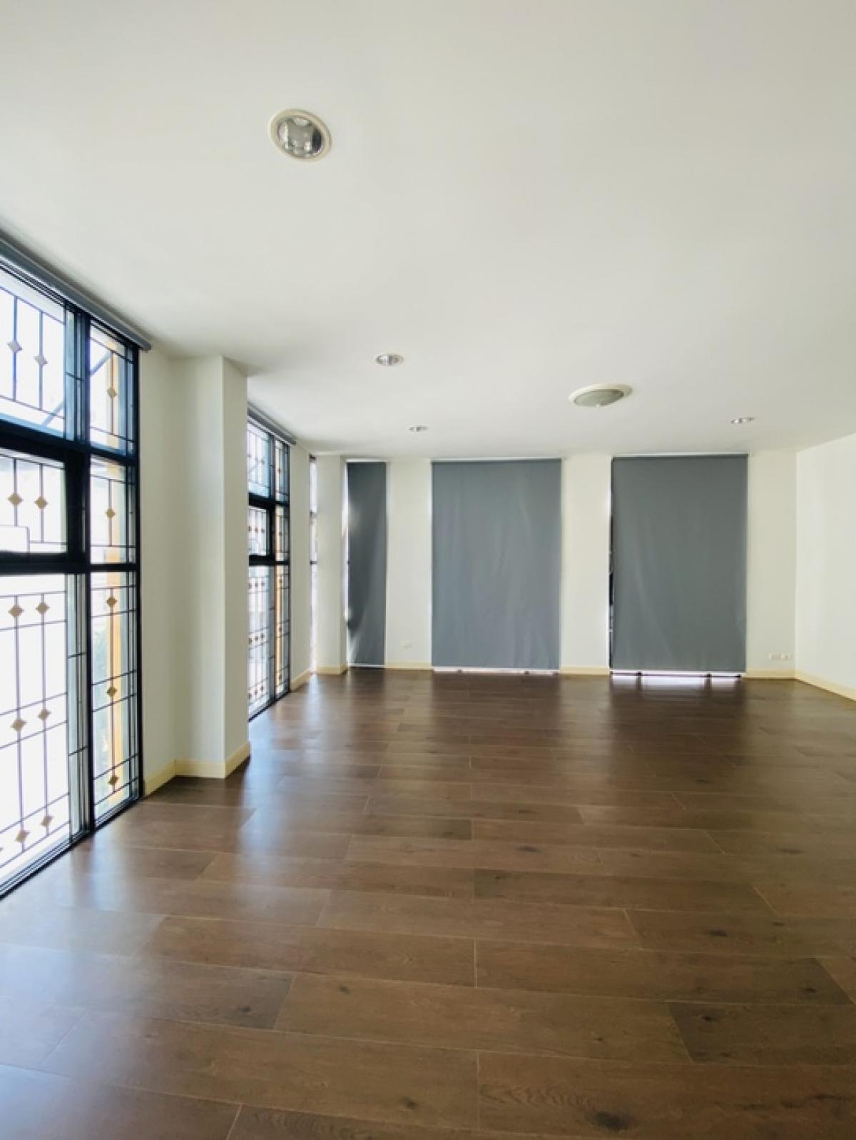 ให้เช่าโฮมออฟฟิศบางนา แบริ่ง ลาซาล : กลางกรุงออฟฟิศปาร์คบางนา✨ รีโนเวทใหม่ พร้อมเข้าอยู่ ให้เช่า โฮมออฟฟิศสุดหรู 