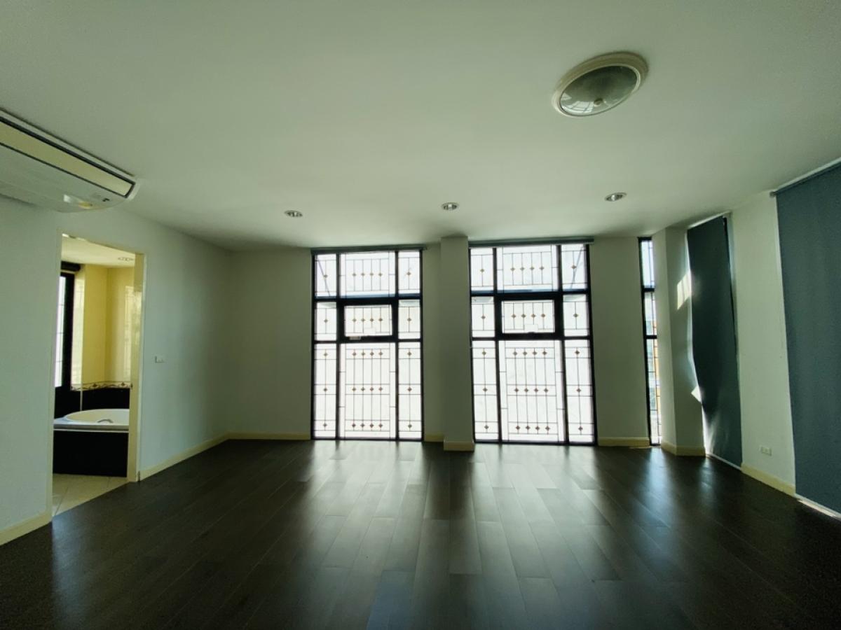 ให้เช่าโฮมออฟฟิศบางนา แบริ่ง ลาซาล : กลางกรุงออฟฟิศปาร์คบางนา✨ รีโนเวทใหม่ พร้อมเข้าอยู่ ให้เช่า โฮมออฟฟิศสุดหรู 