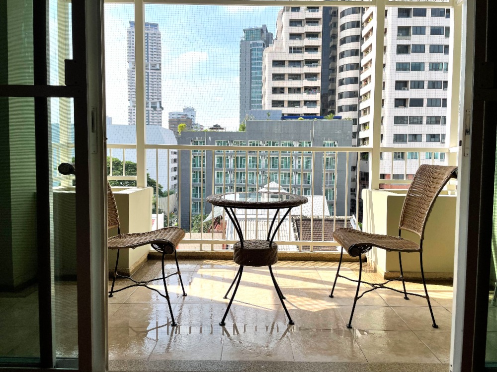 ขายคอนโดสุขุมวิท อโศก ทองหล่อ : ขายคอนโดสไตล์บ้าน โครงการThe Bangkok Sukhumvit43 กว้างขวาง2ห้องนอน 115ตรม น่าอยู่อาศัย ใกล้BTSเอกมัย