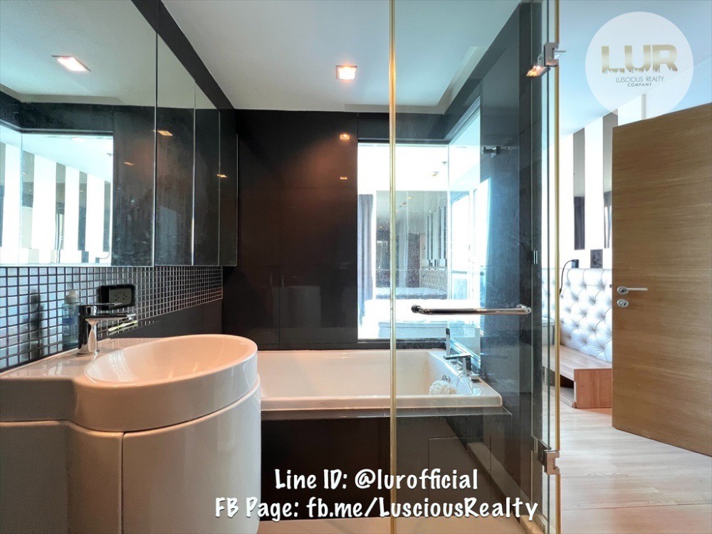 For SaleCondoSapankwai,Jatujak : For sale: Rhythm Phahol-Ari, 40 Floor, 65.21sqm, 2 Bed 6.49MB (Price Negotiable)