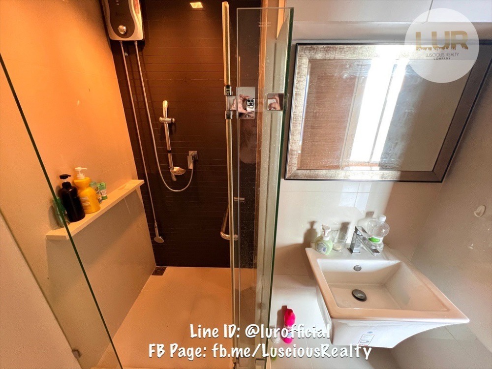 For SaleCondoSapankwai,Jatujak : For sale: Rhythm Phahol-Ari, 40 Floor, 65.21sqm, 2 Bed 6.49MB (Price Negotiable)