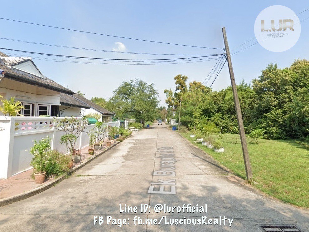 ขายที่ดินปทุมธานี รังสิต ธรรมศาสตร์ : ขายที่ดินแปลงสวยเมืองเอก หน้ากว้าง 19.5 เมตร ลึก 30.8 เมตร ถนนกว้าง 13 เมตร ซ.เอกบูรพา 6