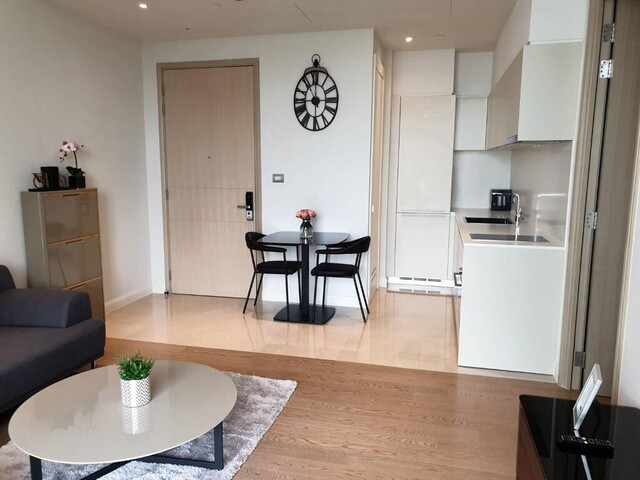 ให้เช่าคอนโดวงเวียนใหญ่ เจริญนคร : ให้เช่าคอนโด - Magnolias Waterfront Residences (แมกโนเลียส์ วอเตอร์ฟรอนท์ เรสซิเดนซ์ ณ ไอคอนสยาม)