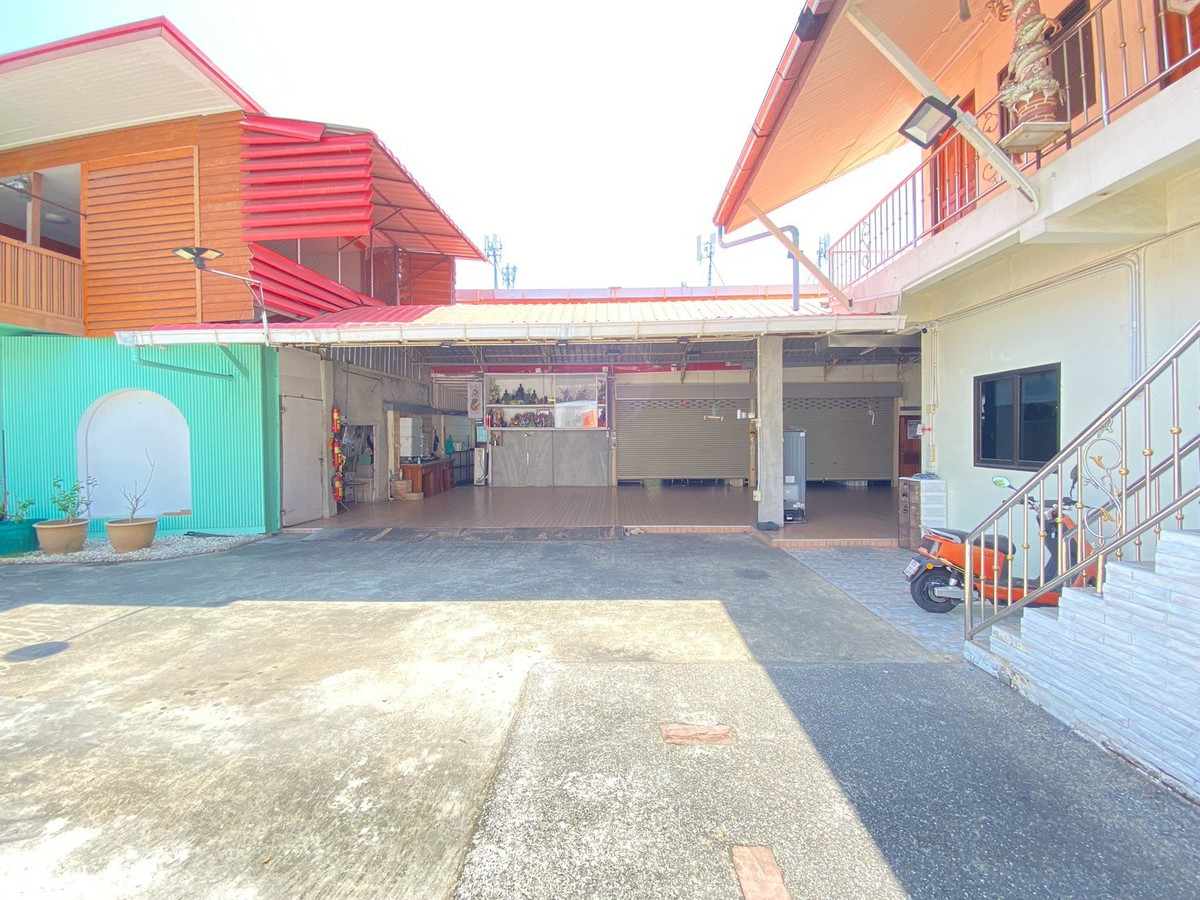 For SaleWarehouseBang kae, Phetkasem : Warehouse for sale Phetkasem 114, size 261.5 square wah, 15.9 million (negotiable)