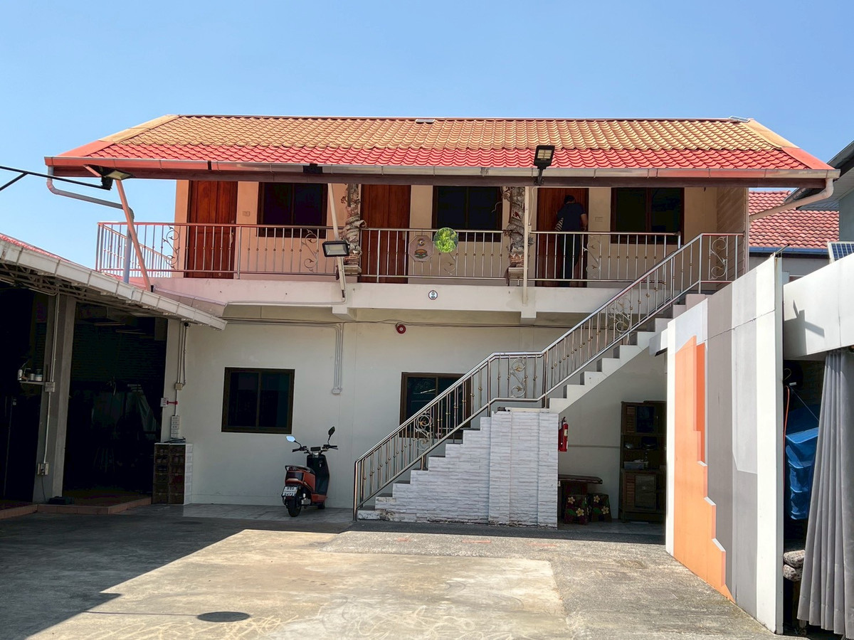 For SaleWarehouseBang kae, Phetkasem : Warehouse for sale Phetkasem 114, size 261.5 square wah, 15.9 million (negotiable)