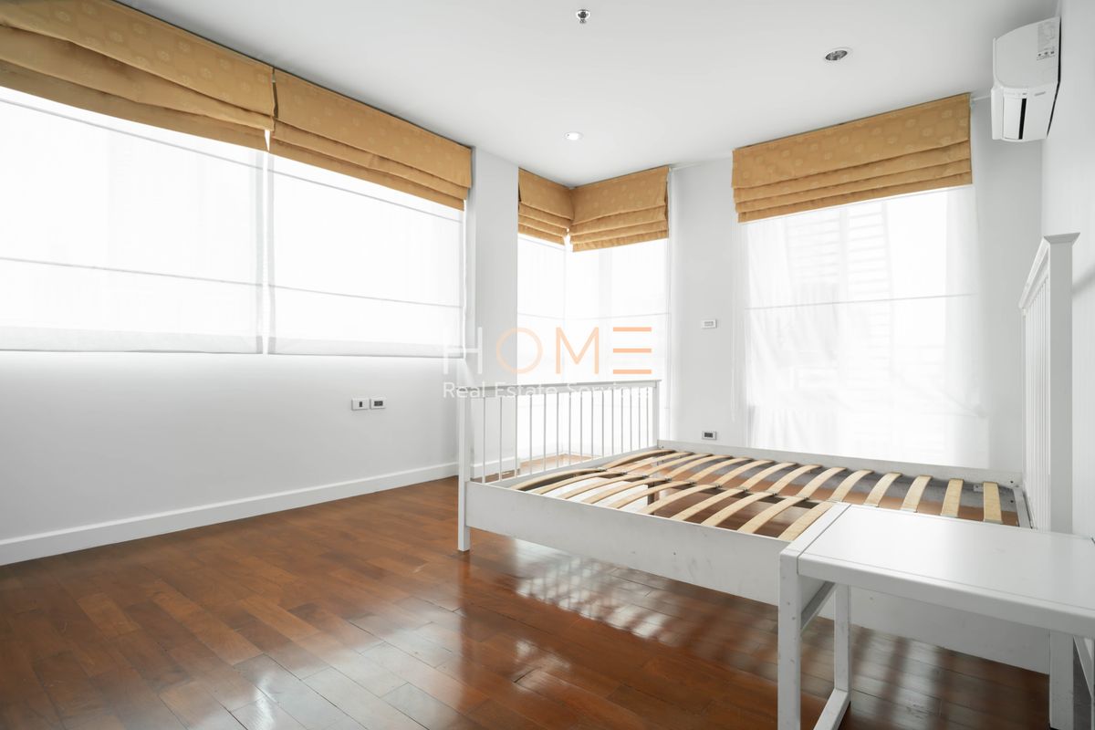 ขายคอนโดสีลม ศาลาแดง บางรัก : ใกล้ BTS สุรศักดิ์ เพียง 100 ม. ✨ Baan Siri Silom / 2 Bedrooms (FOR SALE), บ้าน สิริ สีลม / 2 ห้องนอน (ขาย) PT050