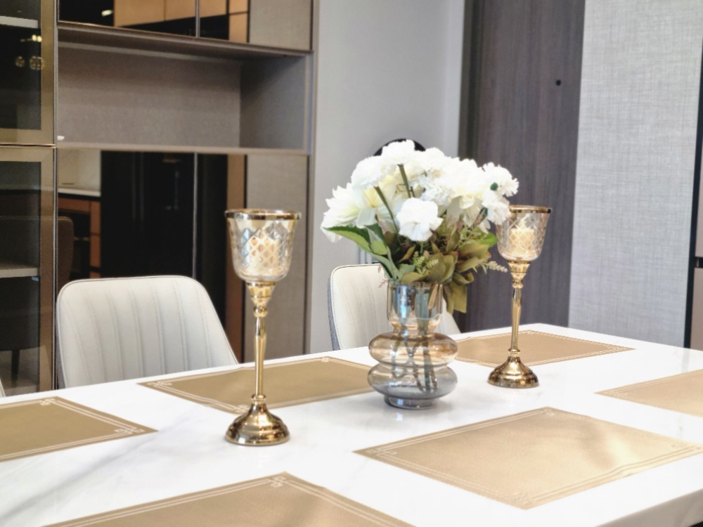 For RentCondoSathorn, Narathiwat : Experience the Pinnacle of Urban Living | Luxury 3-Bedroom at Supalai Icon Sathorn for Rent