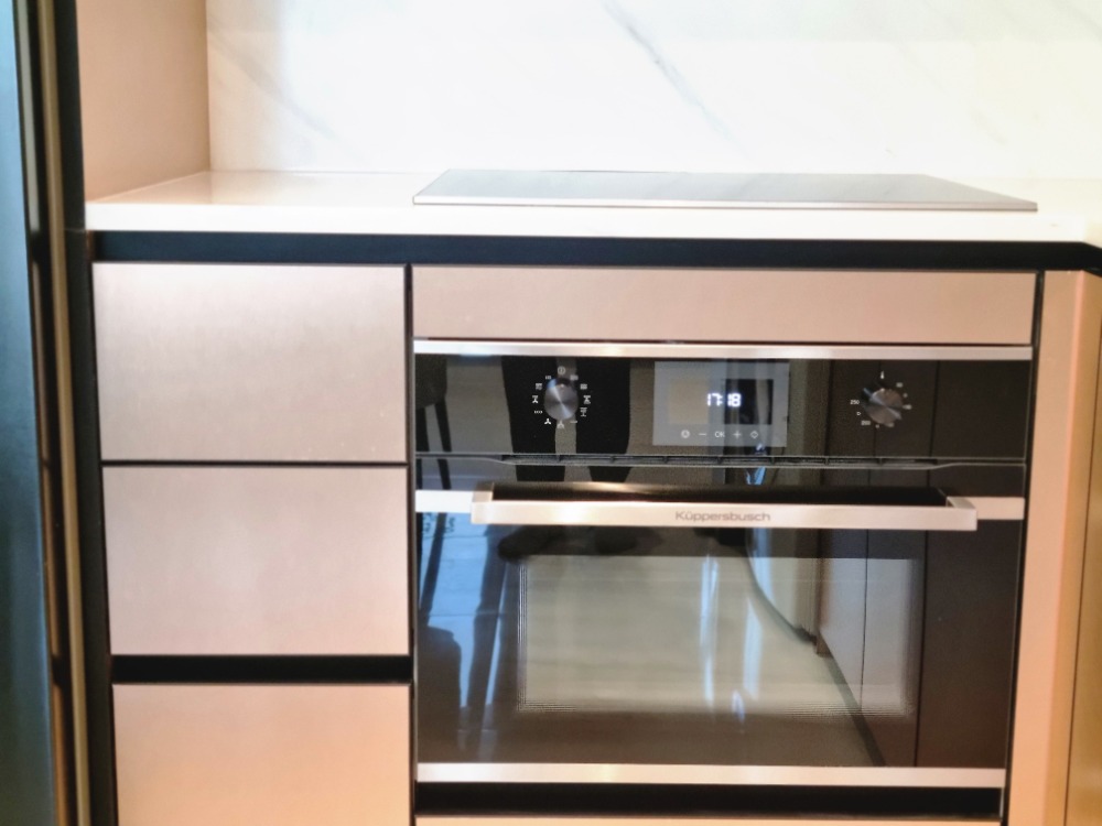 For RentCondoSathorn, Narathiwat : Experience the Pinnacle of Urban Living | Luxury 3-Bedroom at Supalai Icon Sathorn for Rent