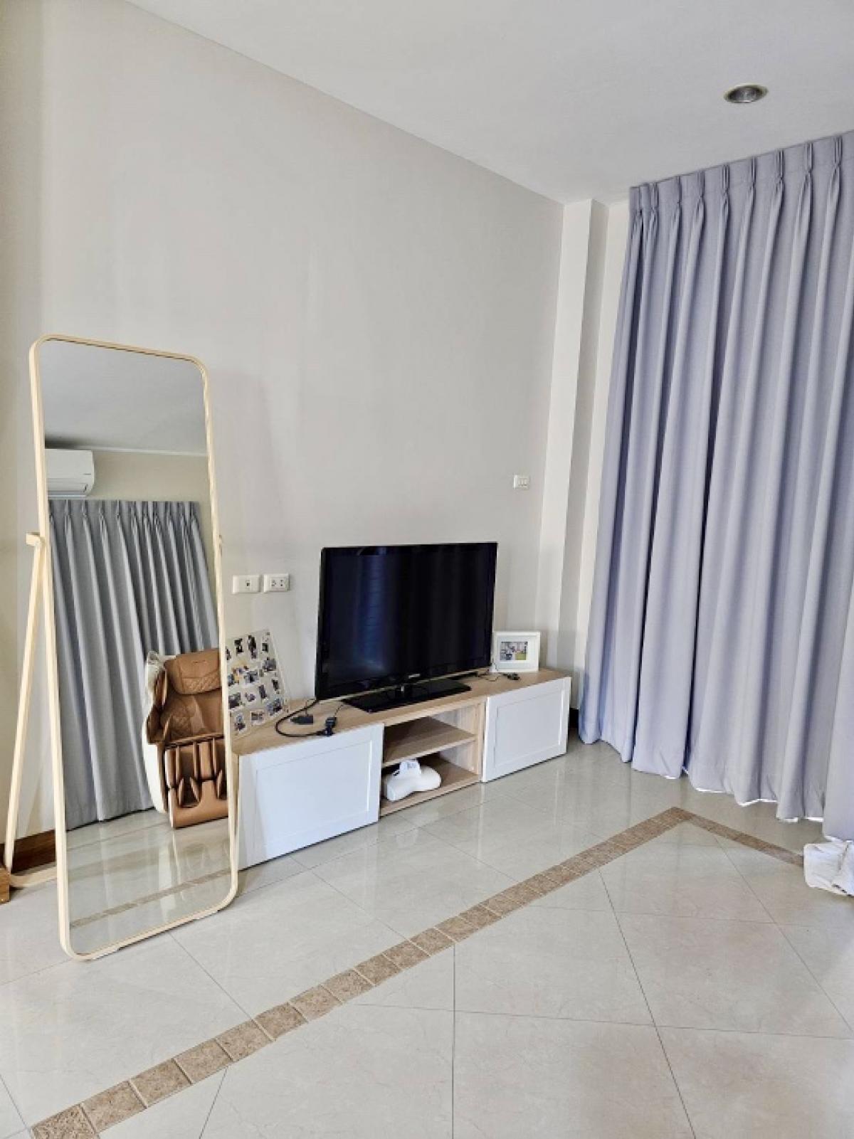 ให้เช่าบ้านพระราม 5 ราชพฤกษ์ บางกรวย : เช่าบ้านเดี่ยวพระราม5 วงเวียนราชพฤกษ์-นครอินทร์ รีโนเวทใหม่ ปริญญดา ติดถนนราชพฤกษ์ใกล้The Walk,เซ็นทรัล