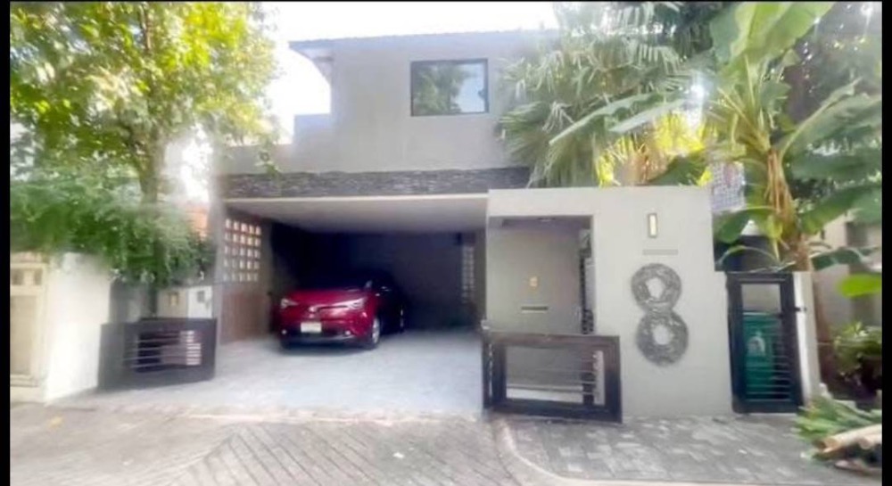 For RentHouseYothinpattana,CDC : Urgent for rent, good location!!! Single house, Noble Tara Town in Town, Rama 9, Wang Thonglang, Sriwara, Zone B/300sqm./3B3B/3, parking 75,000 THB