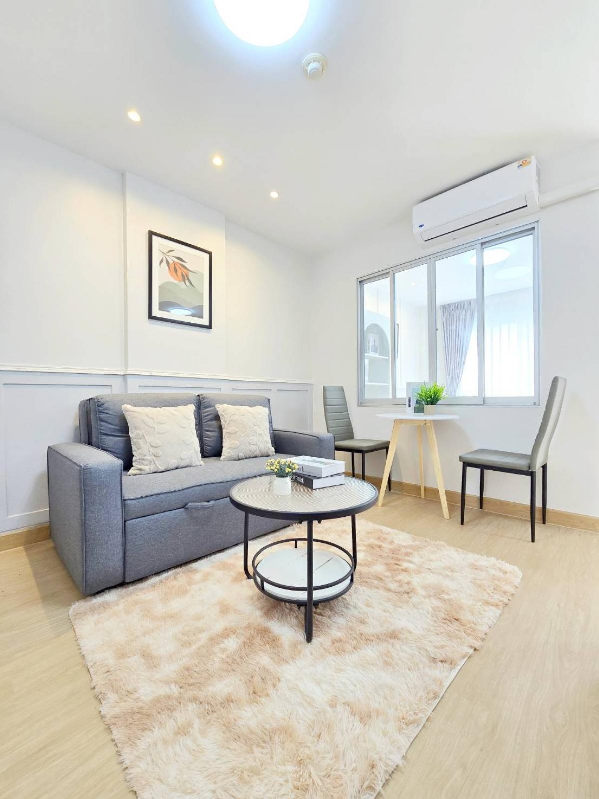 ขายคอนโดรามคำแหง หัวหมาก : ค่าเช่าเดือนละหลายพัน แป๊บเดียวก็หายไป แต่ถ้าจ่ายเท่ากันแล้วได้เป็นเจ้าของเองดีกว่าไหม? ✨️ลุมพินี คอนโดทาวน์ บดินทร์เดชา-รามคำแหง (Lumpini CondoTown Bodindecha-Ramkhamhaeng)✨️ พร้อมให้คุณมีบ้านเป็นของตัวเอง ในราคาที่คุ้มกว่าเช่า 💸