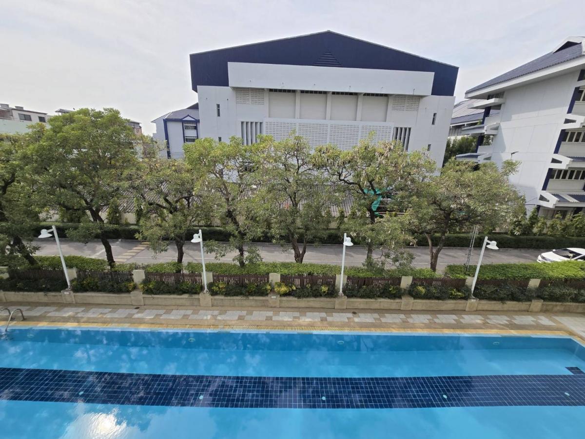 ขายคอนโดรามคำแหง หัวหมาก : ค่าเช่าเดือนละหลายพัน แป๊บเดียวก็หายไป แต่ถ้าจ่ายเท่ากันแล้วได้เป็นเจ้าของเองดีกว่าไหม? ✨️ลุมพินี คอนโดทาวน์ บดินทร์เดชา-รามคำแหง (Lumpini CondoTown Bodindecha-Ramkhamhaeng)✨️ พร้อมให้คุณมีบ้านเป็นของตัวเอง ในราคาที่คุ้มกว่าเช่า 💸