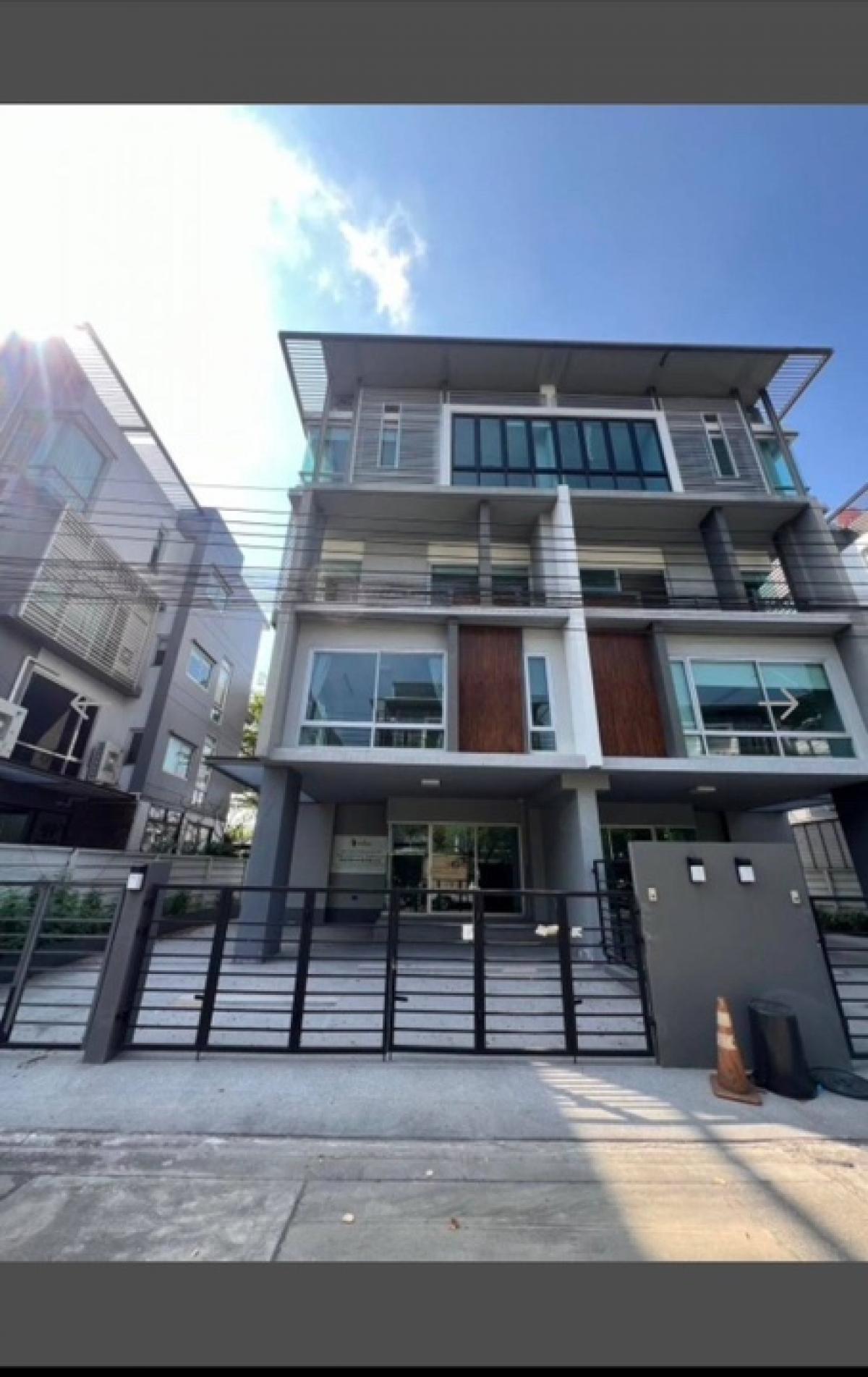 For RentHome OfficeRatchadapisek, Huaikwang, Suttisan : Home office B Square B Square Rama 9, Mengjai, Saha Pramul Soi, vacant, ready to move in