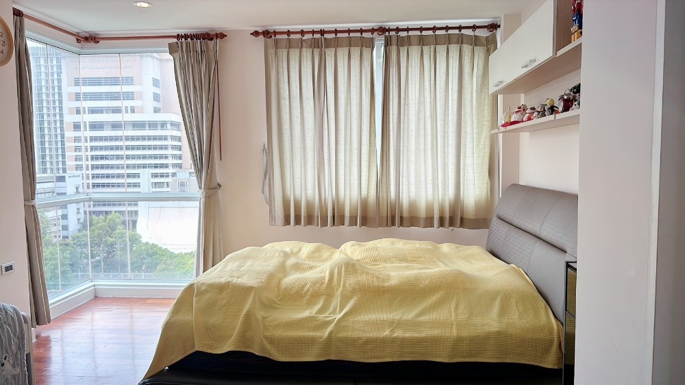 ขายคอนโดสีลม ศาลาแดง บางรัก : Baan Siri Silom / 1 Bedroom (FOR SALE), บ้าน สิริ สีลม / 1 ห้องนอน (ขาย) PT079