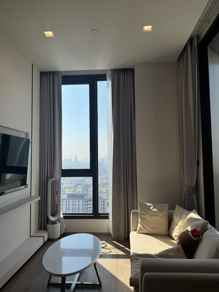 For SaleCondoLadprao, Central Ladprao : Urgent sale!! The Clover Park Residence, 2 bedrooms, 1 bathroom, 50 square meters, high floor, garden view, fully furnished