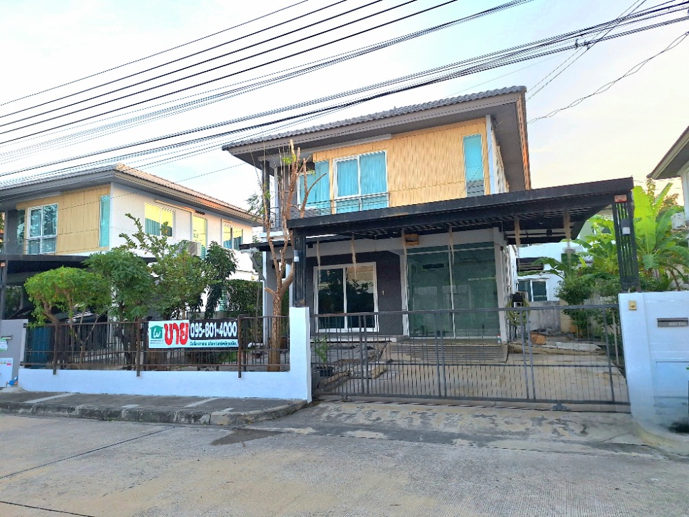 ขายบ้านลาดกระบัง สุวรรณภูมิ : บ้านเดี่ยว พฤกษ์ลดาสุวรรณภูมิ เพียง 3.8 ล้าน พื้นที่ 50.1 ตรว. (ฟรีโอน)