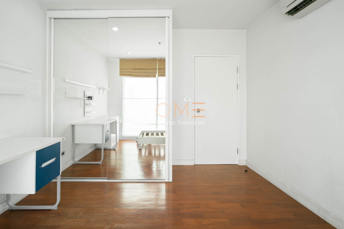 ขายคอนโดสีลม ศาลาแดง บางรัก : ใกล้ BTS สุรศักดิ์ เพียง 100 ม. ✨ Baan Siri Silom / 2 Bedrooms (FOR SALE), บ้าน สิริ สีลม / 2 ห้องนอน (ขาย) PT050