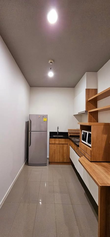 ขายคอนโดอ่อนนุช อุดมสุข : ทิศตะวันออก ห้องสวยรีโนเวทใหม่⭐Blocs 77 (บลอคส์ 77)