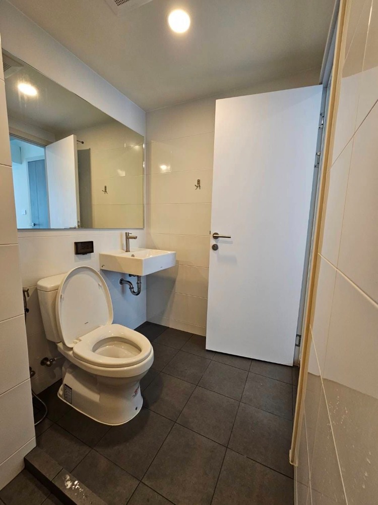 ขายคอนโดอ่อนนุช อุดมสุข : ห้องวิวสระ เฟอร์ฯครบพร้อมเครื่องใช้ไฟฟ้า⭐The Origin Onnut (ดิ ออริจิ้น อ่อนนุช)