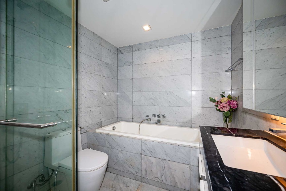 For SaleCondoWitthayu, Chidlom, Langsuan, Ploenchit : 📢 Urgent sale, Preen by Sansiri I Preen by Sansiri, 3 bedrooms, area 144 sq m. Contact 📲 093-616-4456 (Sales Department)