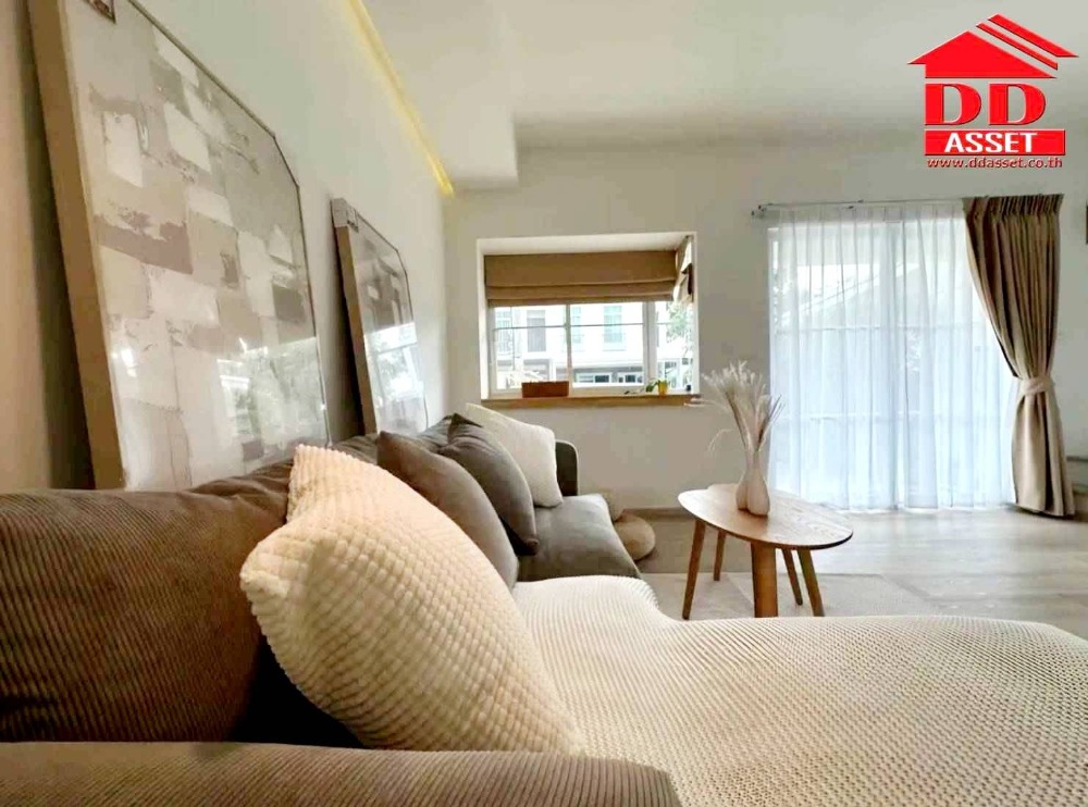 For RentTownhomeBangna, Bearing, Lasalle : For Rent Indy 2 Bangna - Ramkhamhaeng 2 2-storey townhouse, Indy Village Bangna - Ramkhamhaeng, opposite Mega Bangna, code: T8108