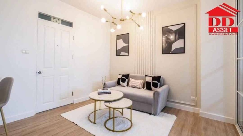 For SaleCondoPattanakan, Srinakarin : For Sale Supalai Park Srinakarin, next to the Yellow Line, Sri Udom Station, property code: C8276