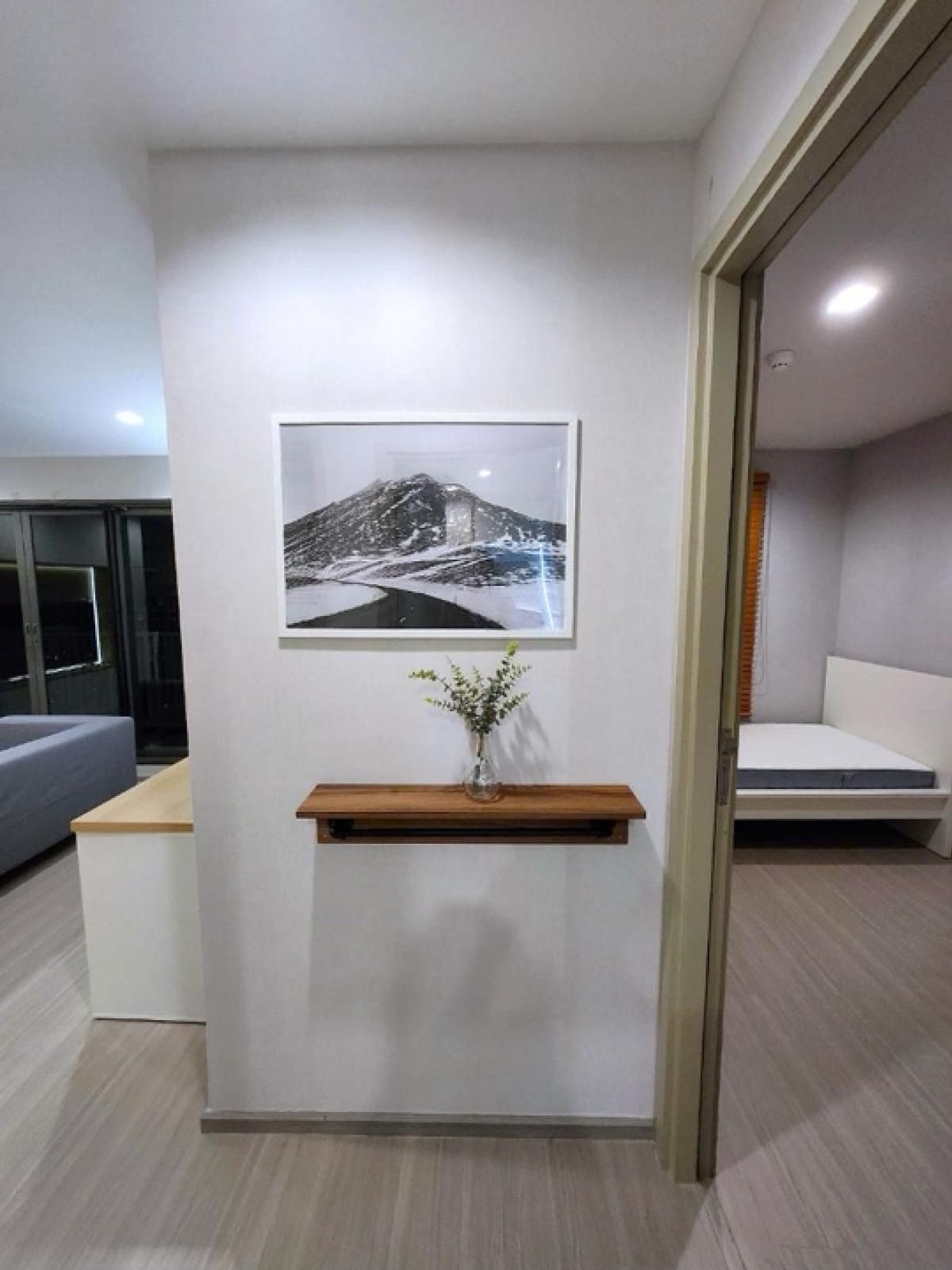 For RentCondoLadprao, Central Ladprao : 🔥 ❤️For rent,  Life Ladprao, next to BTS Ha Yaek Lat Phrao, 2 bedrooms, high floor, corner room, quiet, fully furnished, including WFH work desk/short term rental avail.
