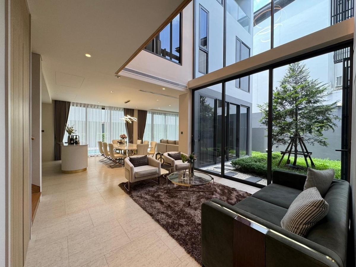 ให้เช่าบ้านพัฒนาการ ศรีนครินทร์ : Pool Villa For Rent  (516 sqm.)