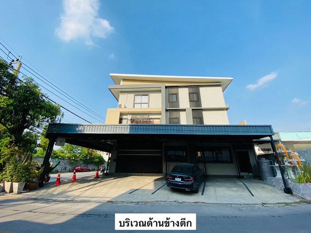 ให้เช่าทาวน์โฮมนวมินทร์ รามอินทรา : HR2100ให้เช่าตึกทาวน์โฮม 3 ชั้น หลังมุม ซอยรามอินทรา 19 เหมาะสำหรับทำออฟฟิศ เดินทางสะดวก