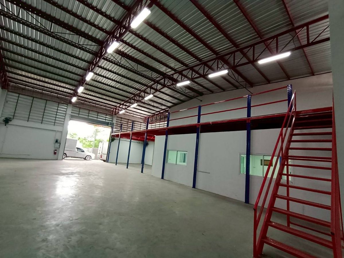 ให้เช่าโกดังลาดกระบัง สุวรรณภูมิ : 📦  ปล่อยเช่า โกดังคลังสินค้า + ออฟฟิต สร้างใหม่ เนื้อที่ 300 ตรม ลาดกระบัง มอเตอร์เวย์ ใกล้สนามบินสุวรรณภูมิ