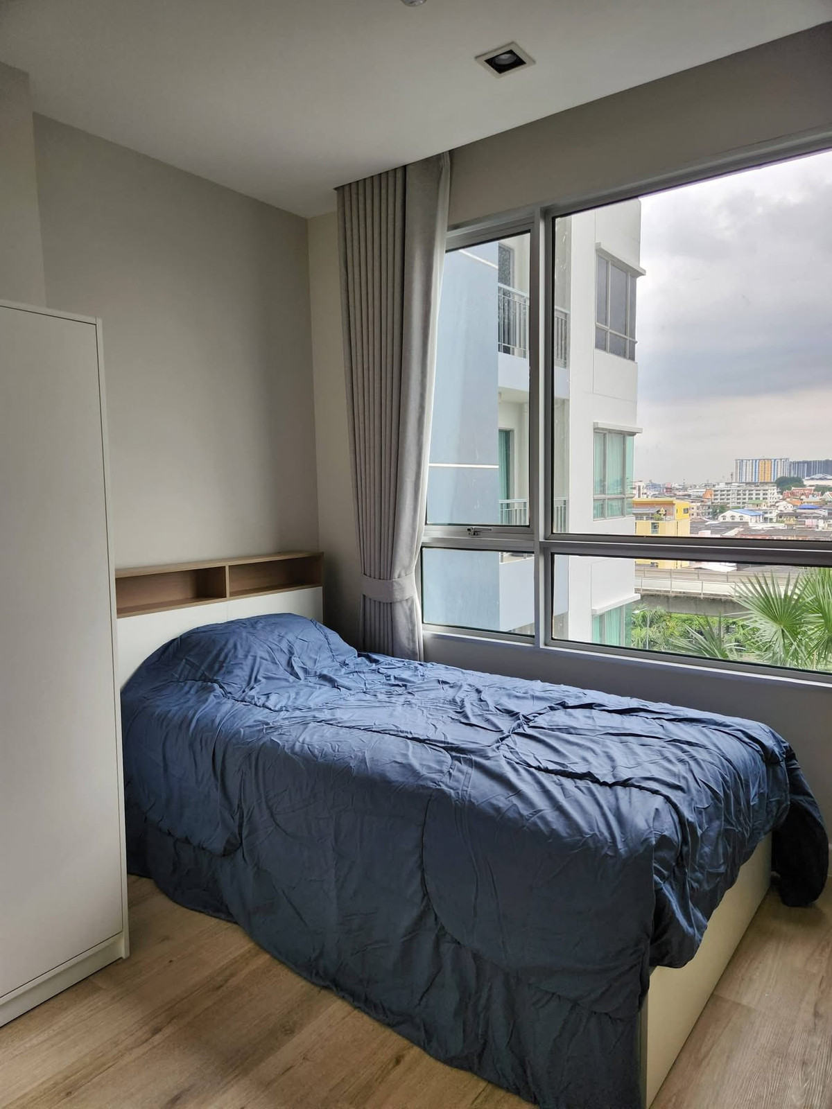 ให้เช่าคอนโดท่าพระ ตลาดพลู วุฒากาศ : ให้เช่า The Room Sathorn-Taksin ชั้น 7