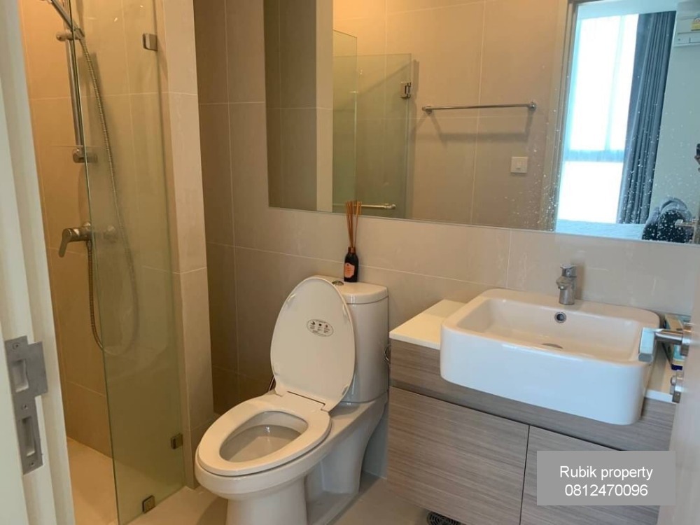 ให้เช่าคอนโดรัชดา ห้วยขวาง : ✨ For Rent: Noble Revolve Ratchada – Modern & Stylish 1-Bedroom Condo ✨ (RB460)