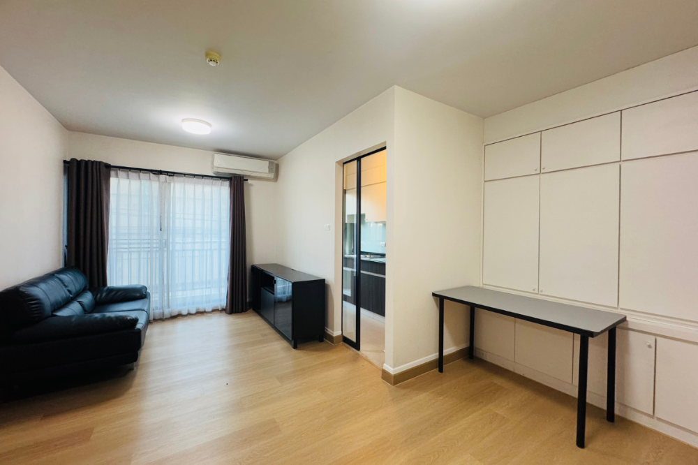 For SaleCondoBangna, Bearing, Lasalle : Selling below cost appraisal, Supalai City Resort Bearing Station, Sukhumvit 105, corner room, ready to move in