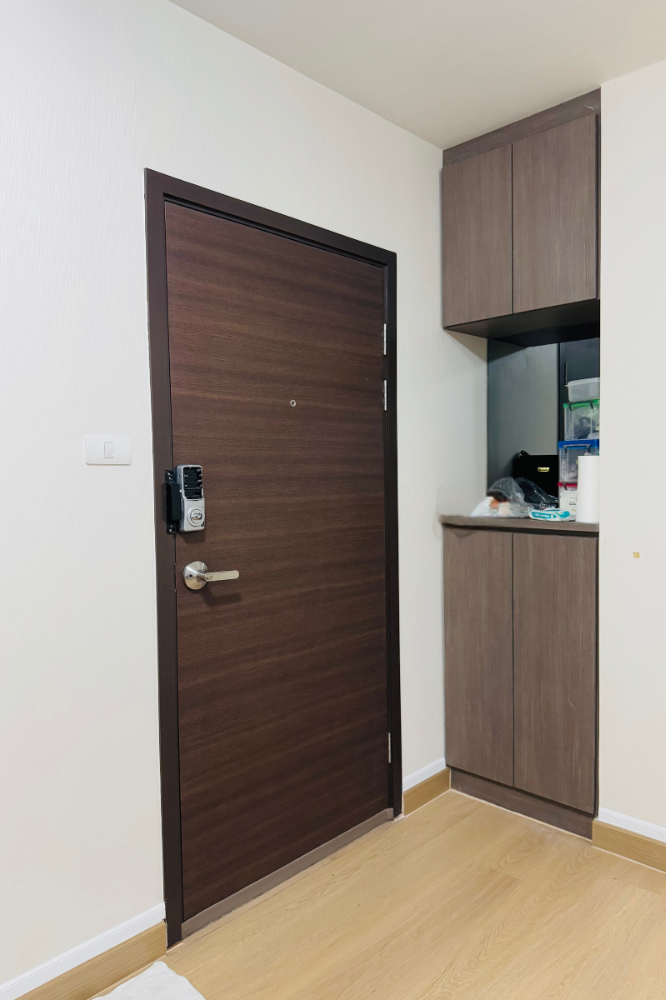 For SaleCondoBangna, Bearing, Lasalle : Selling below cost appraisal, Supalai City Resort Bearing Station, Sukhumvit 105, corner room, ready to move in