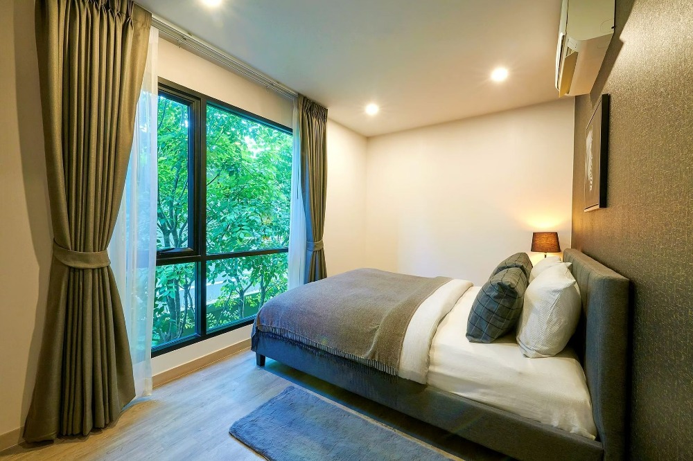 For SaleCondoSathorn, Narathiwat : 1 bed The Shade Sathorn close to MRT Klongtoei Station