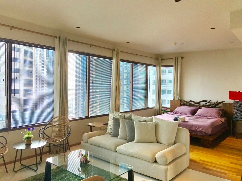 For SaleCondoSukhumvit, Asoke, Thonglor : For sale Condo The Emporio place 24 high floor (S03-1560)
