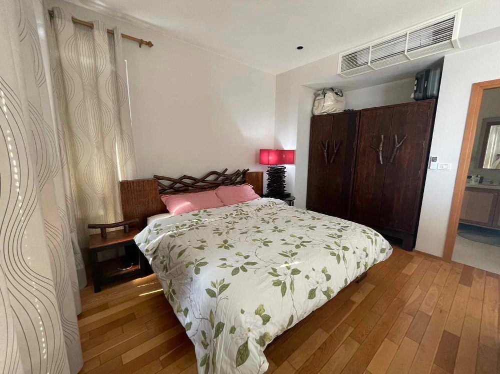 ขายคอนโดสุขุมวิท อโศก ทองหล่อ : For sale Condo The Emporio place 24 high floor (S03-1560)
