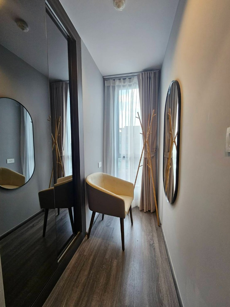 For SaleCondoSukhumvit, Asoke, Thonglor : 1 bed Ideo Mobi Sukhumvit 40, close to BTS Ekkamai station and able to access both Sukhumvit and Rama 4