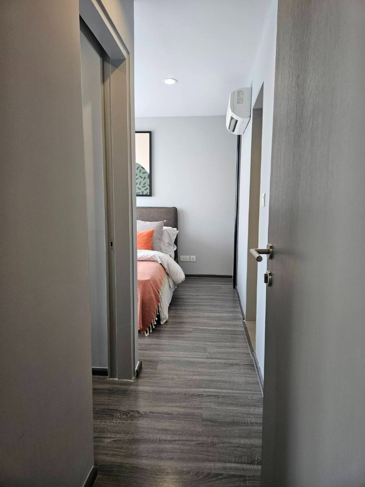 For SaleCondoSukhumvit, Asoke, Thonglor : 1 bed Ideo Mobi Sukhumvit 40, close to BTS Ekkamai station and able to access both Sukhumvit and Rama 4