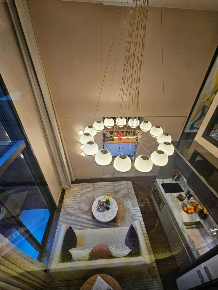 ขายคอนโดราชเทวี พญาไท : 1 นอน สไตล์ loft Shush ราชเทวี ติด BTS ราชเทวี ใกล้ จุฬา 081-245-7349