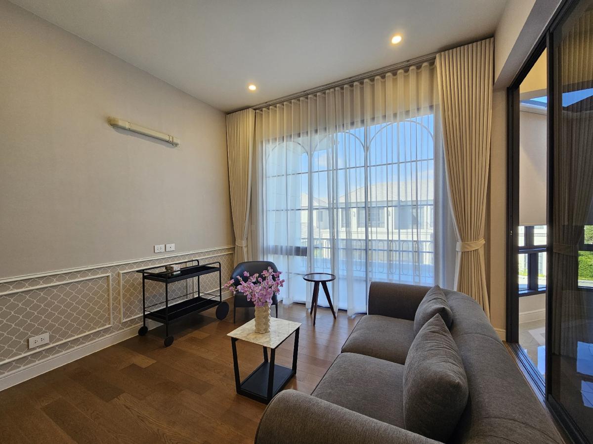 ให้เช่าบ้านพัฒนาการ ศรีนครินทร์ : Narasiri Krungthep Kreetha  For Rent Newly Built House 359,000/Month