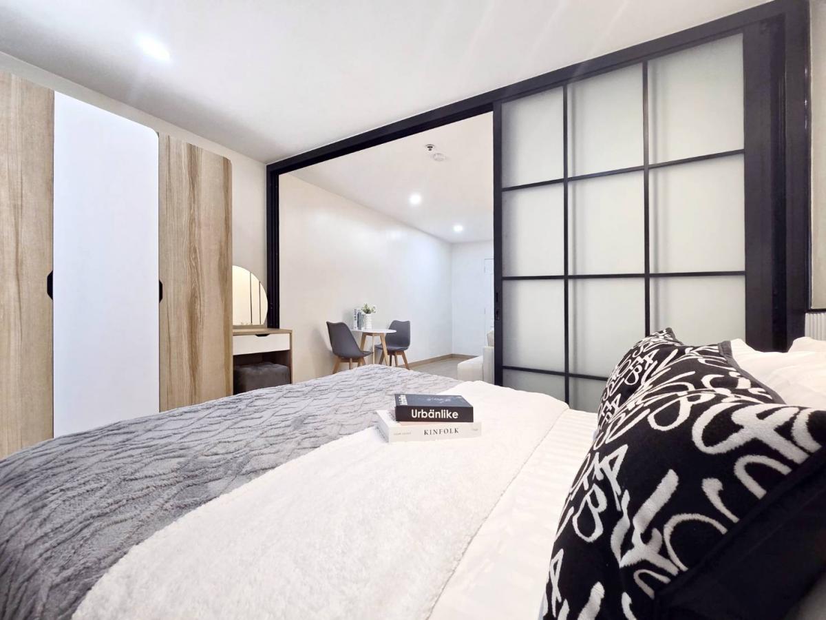 ขายคอนโดบางนา แบริ่ง ลาซาล : อยู่แล้วปัง เดินทางก็ง่าย ใกล้ BTS บางนา เดินทางสะดวกสุดๆ! ต้องนี่เลย 👉✨️รีเจ้นท์ โฮม 7 บางนา (Regent Home 7 Bangna)✨️