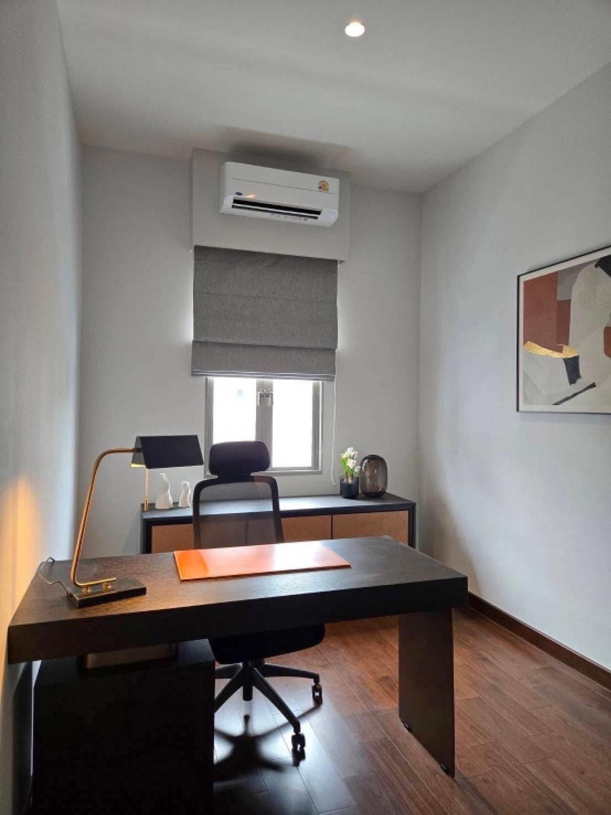 ขายบ้านลาดกระบัง สุวรรณภูมิ : 📢👇Sell with tenant til 4 June 2026
Luxury house in big size of land at Perfect Masterpiece Rama 9 - Krungthep Kreetha, easily traveling many routes, close to express way, fully furnished