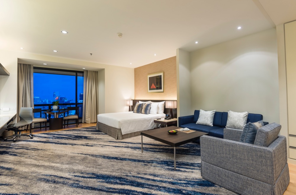 For RentCondoSukhumvit, Asoke, Thonglor : For rent: Emporium Suites by Chatrium / A spacious studio bedroom with a size of 80 SQM