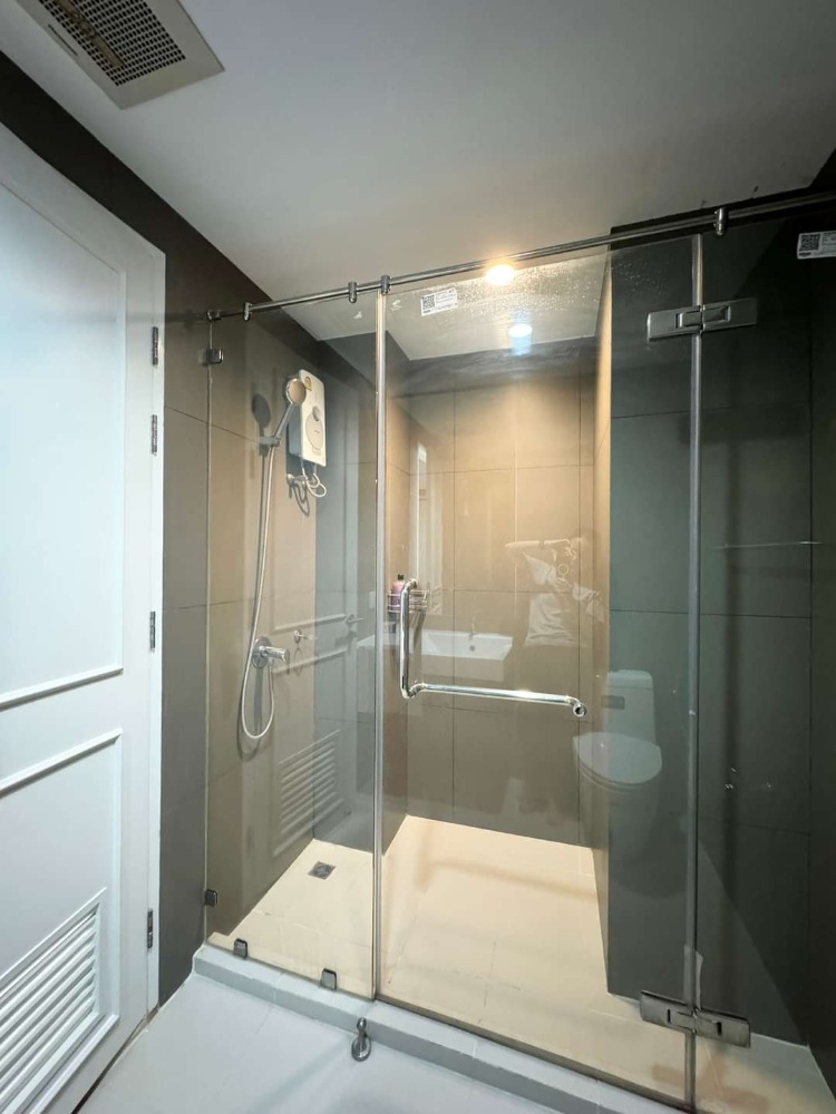 ขายคอนโดสุขุมวิท อโศก ทองหล่อ : ขาย  Movenpick Residence Ekkamai 1ห้องนอน เฟอร์นิเจอร์ครบ เหมาะสำหรับอยู่อาศัยและลงทุน ใกล้BTS ทองหล่อ