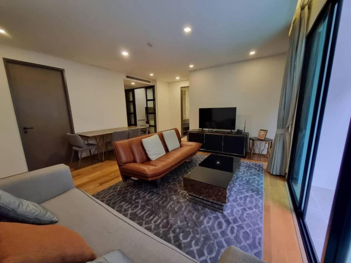 ขายคอนโดสุขุมวิท อโศก ทองหล่อ : 📢👇Rare item, worth for living or investing at low rise condo (Mieler Sukhumvit 40 ) one of Bangkok’s most sought-after locations, with private lift, easily traveling as near express way, near Gateway Ekamai