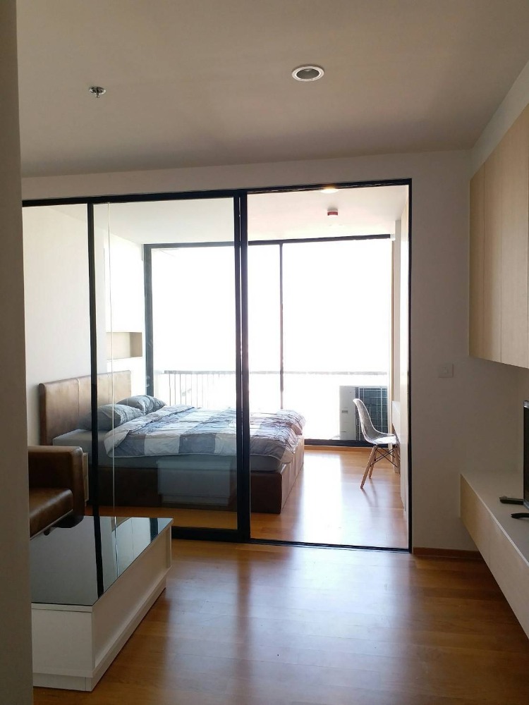 ขายคอนโดสาทร นราธิวาส : Noble Revo Silom / 1 Bedroom (FOR SALE), โนเบิล รีโว สีลม / 1 ห้องนอน (ขาย) NUT1152